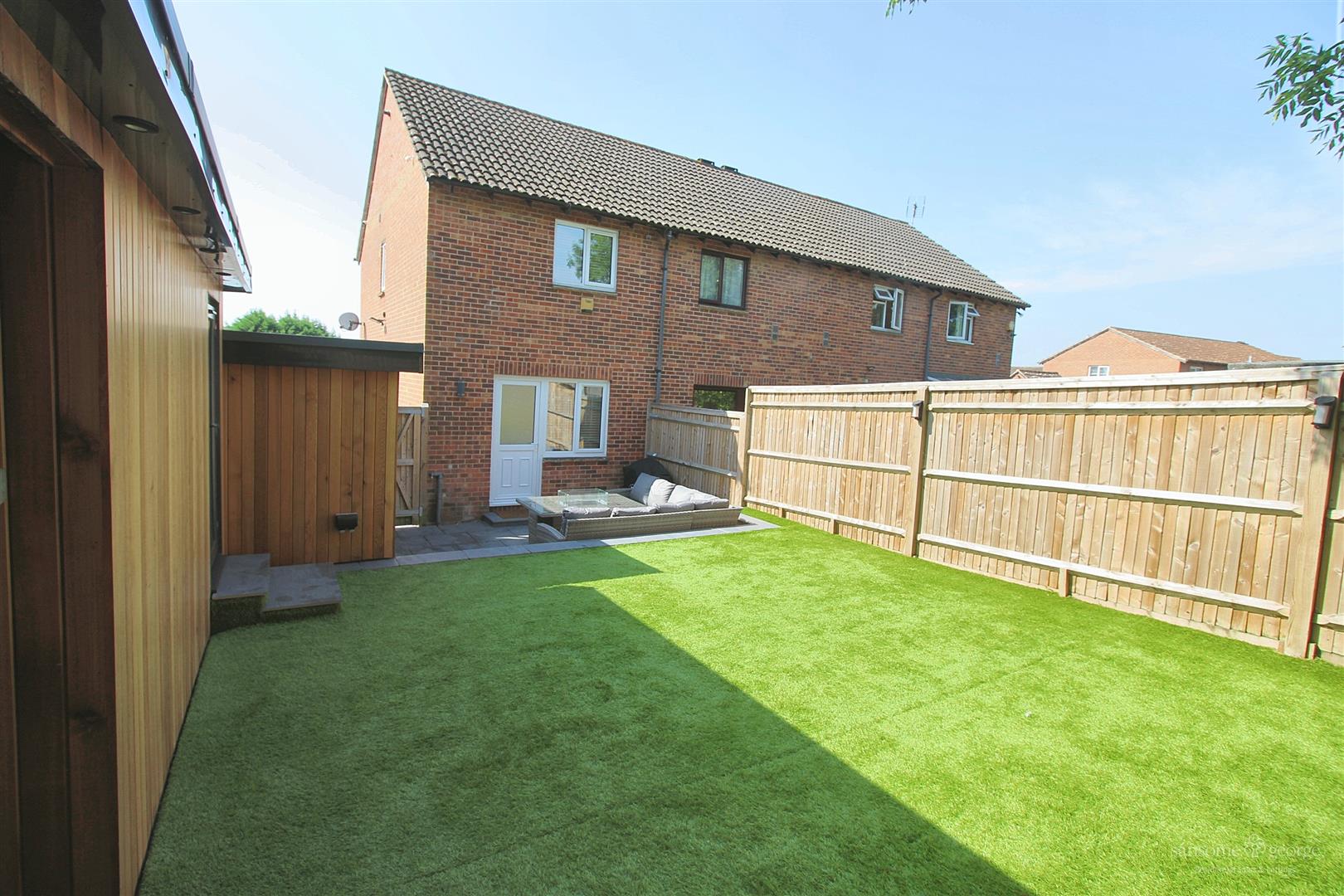 Latimer Drive, Calcot, Reading